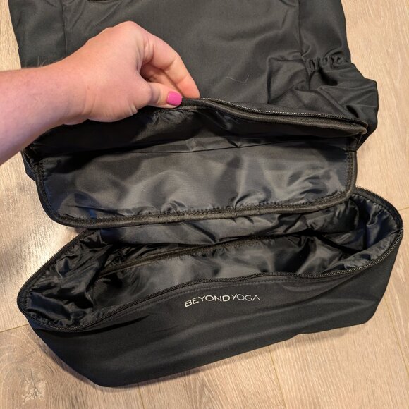 Beyond Yoga gym backpack w/ shoe compartment - Picture 3 of 5